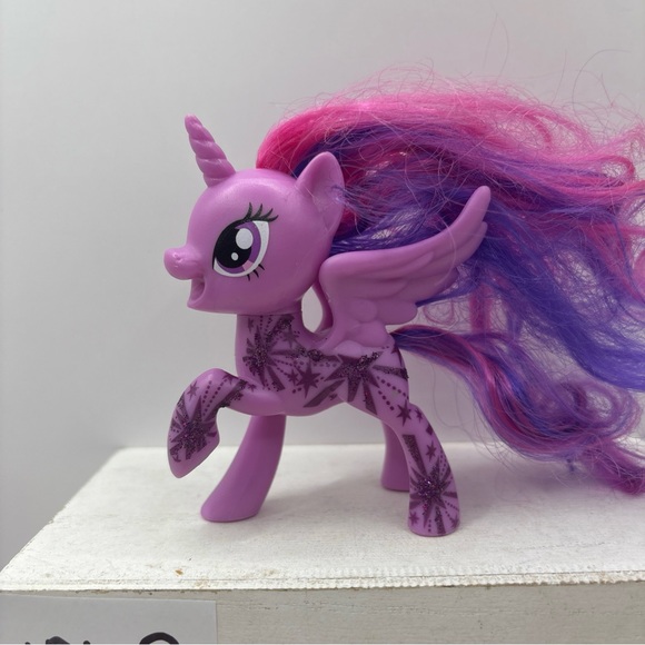 My Little Pony G4 Princess Twilight Sparkle Glitter Design Brushable 3” FIM MLP - Picture 2 of 7